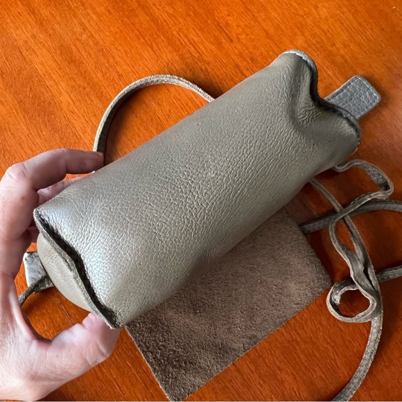 Le-Junev Chic Gray Leather Mini Crossbody Bag - Picture 6 of 10